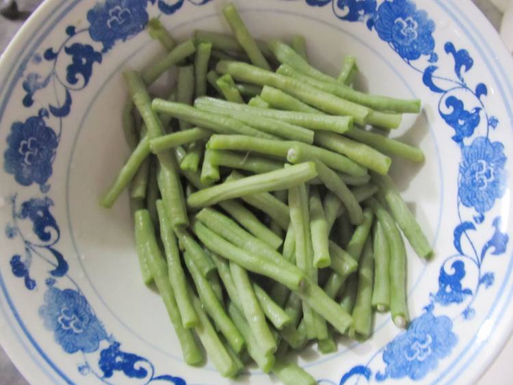 凉拌豇豆步骤4