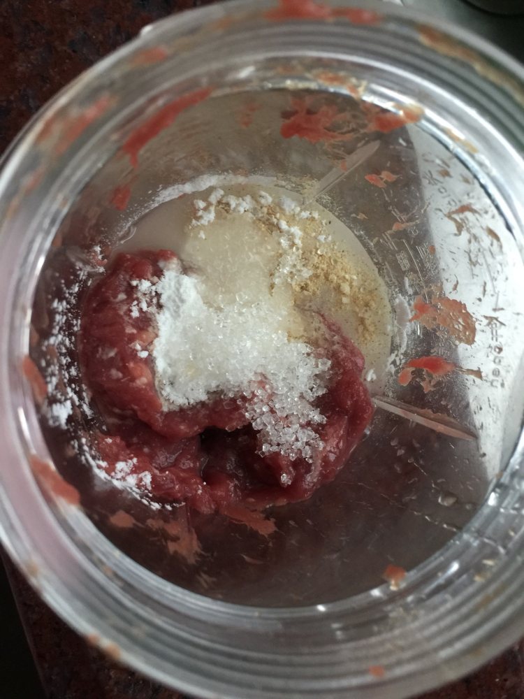 自制牛肉丸步骤5