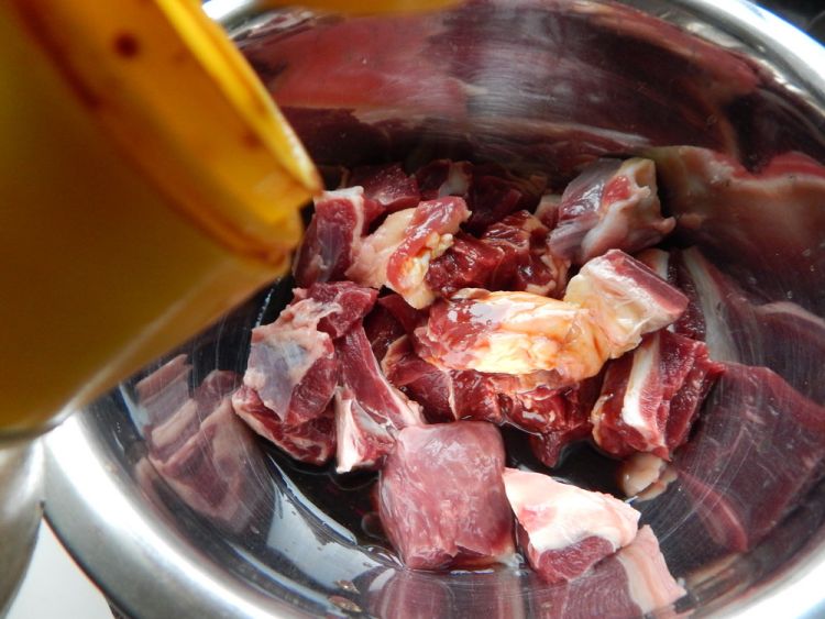 杏鲍菇烧牛肉步骤5