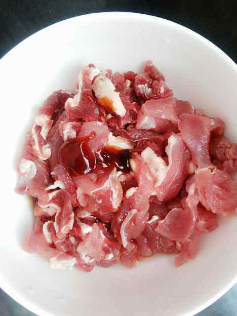 花菜炒牛肉步骤5