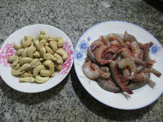 腰果炒海虾步骤1