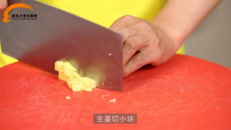 爆炒羊羔肉步骤4