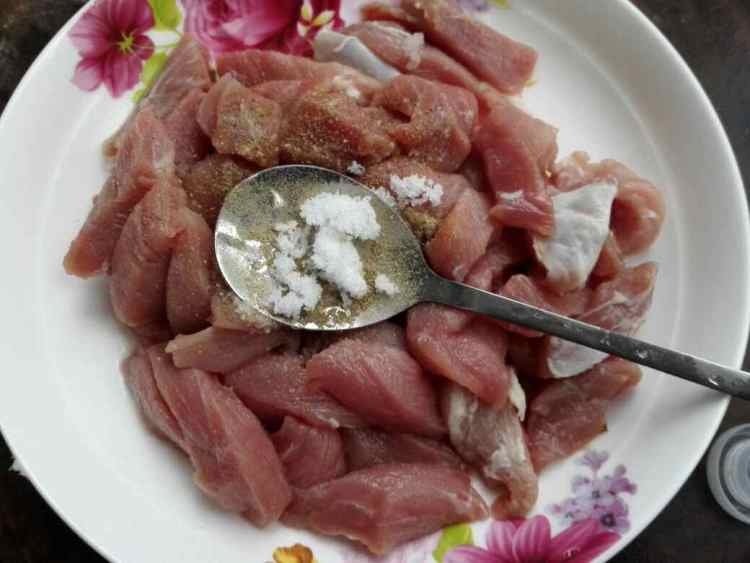 软炸里脊肉步骤5