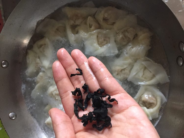 香菇猪肉馄饨步骤9