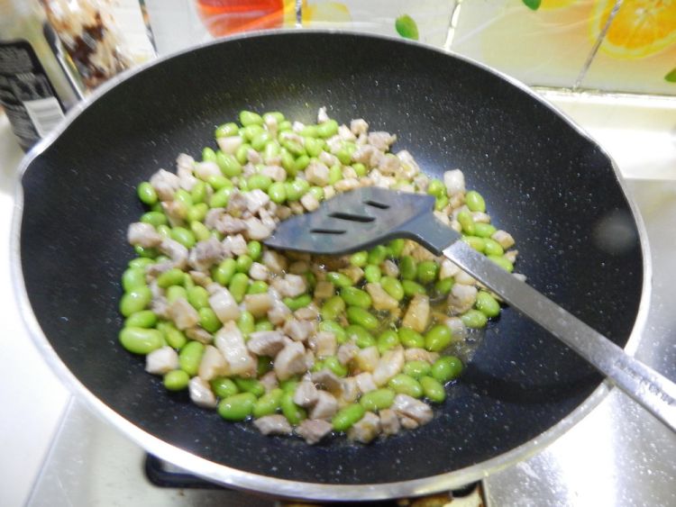 毛豆茄子烧肉丁步骤6