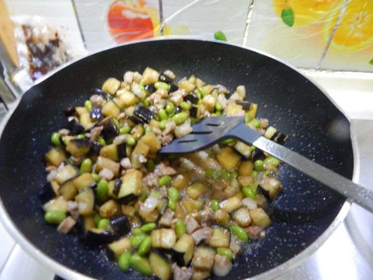 毛豆茄子烧肉丁步骤10