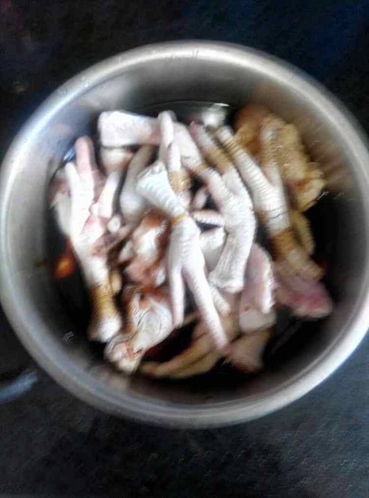 麻辣凤爪步骤2