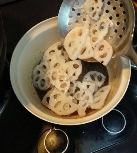 姜汁拌莲藕步骤8