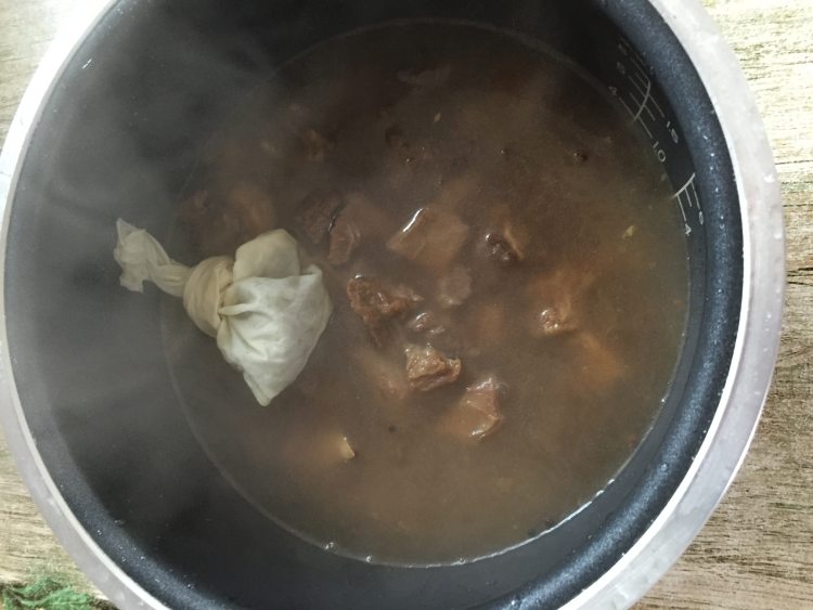 牛肉炖胡萝卜步骤8