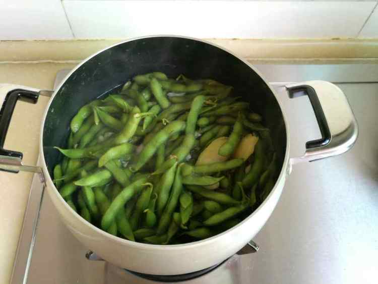 风味毛豆步骤7