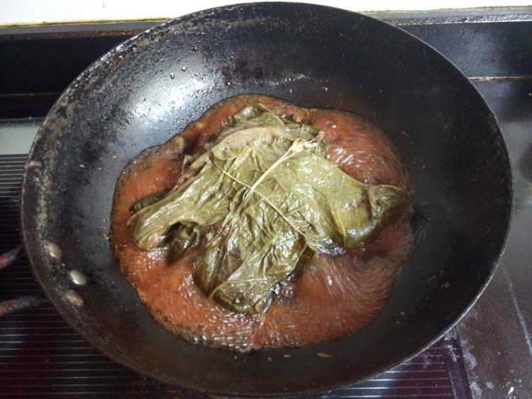 荷叶香酥鸭腿步骤11