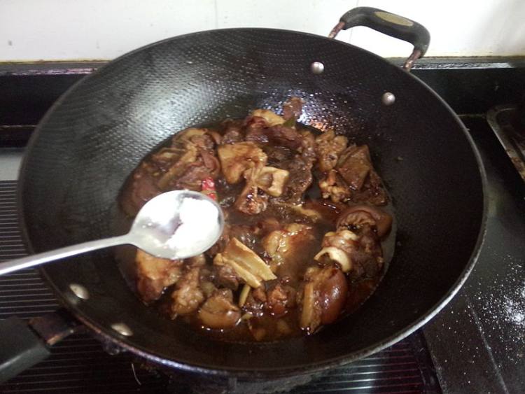 啤酒红烧羊肉步骤10