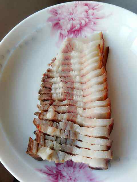 苦瓜烩腊肉步骤2