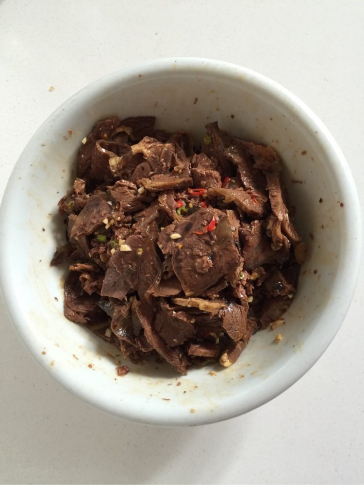 凉拌牛肉步骤5