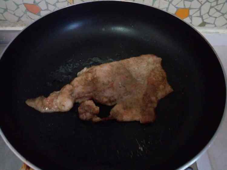 香煎孜然羊皮步骤2