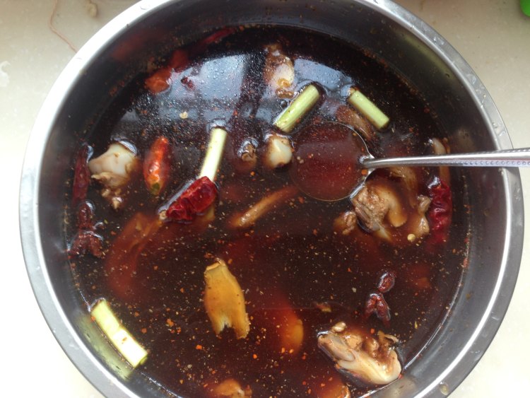 卤鸭锁骨步骤5