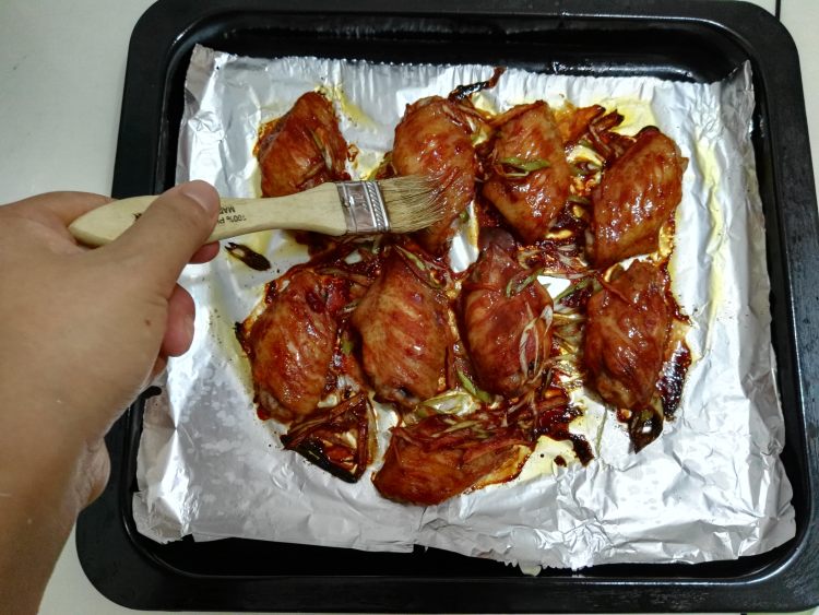 黑椒腐乳烤鸡翅步骤7