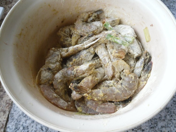 鱼香大虾步骤2