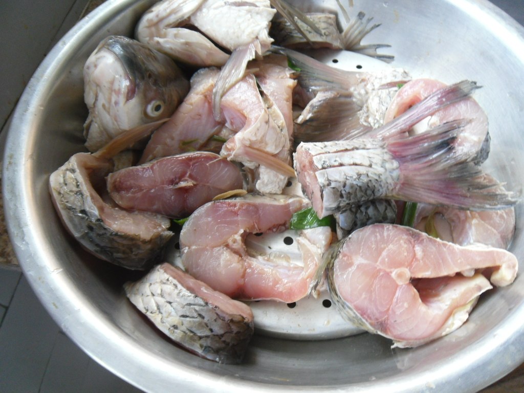 酥香草鱼步骤8