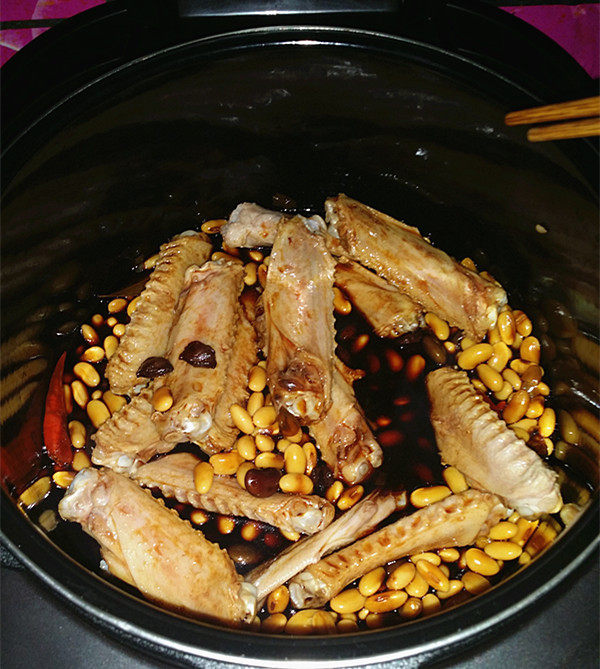 黄豆煲鸭翅步骤9