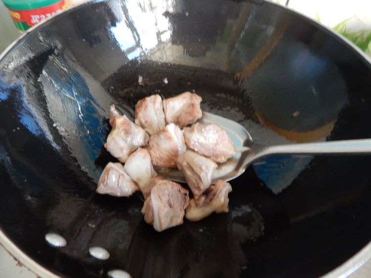 茄子烧月牙骨步骤8