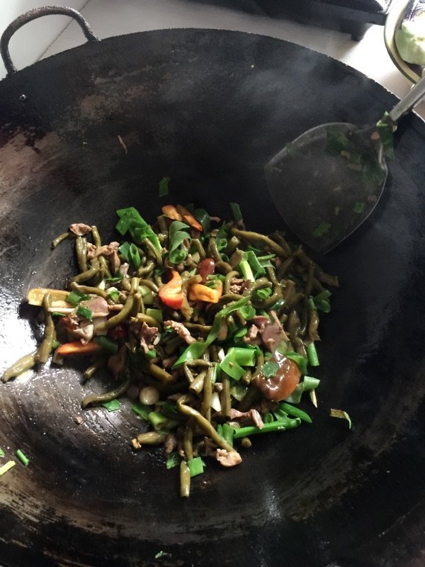 酸豇豆炒鸡胗步骤8