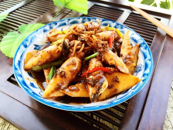 竹笋榄菜焖籽乌步骤9