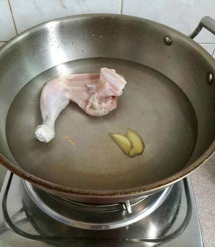麻辣手撕鸡步骤2