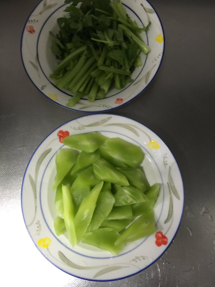 香辣干锅虾步骤2