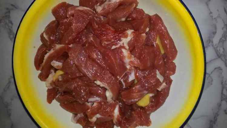 麻辣牛肉干步骤1
