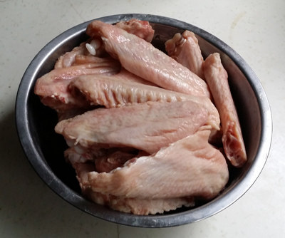 香卤鸭翅步骤1