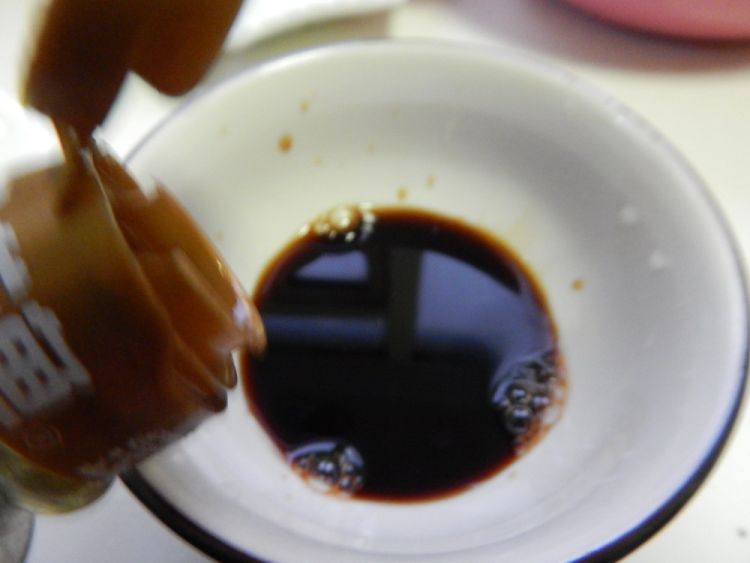 凉拌蒜苔丝步骤8