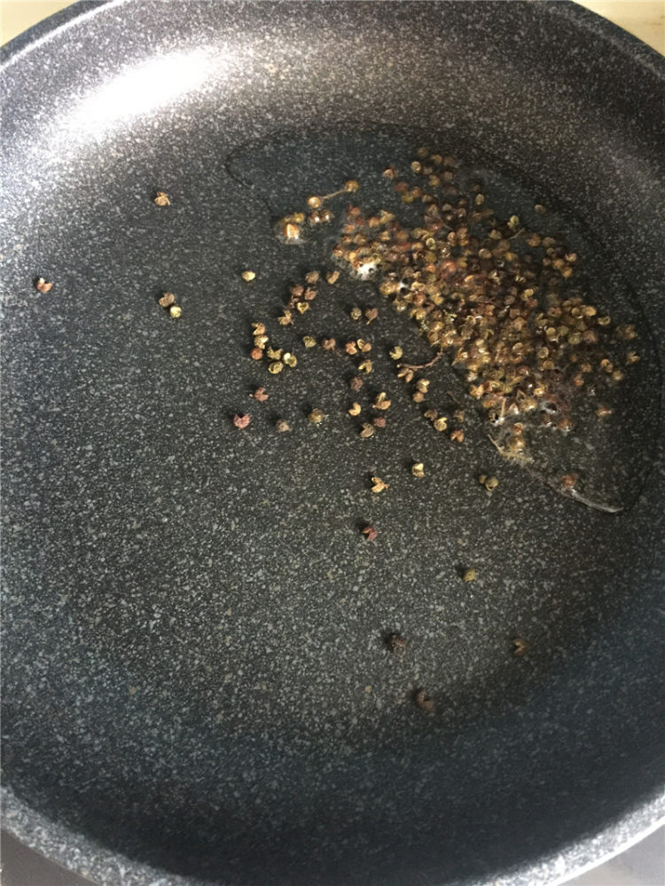 非油炸版麻辣花生#新步骤4