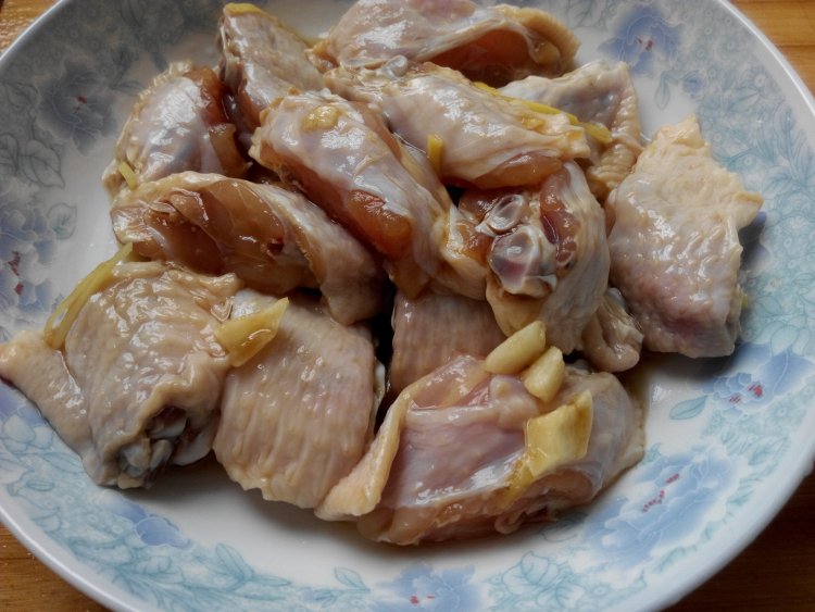 红烧鸡翅#新鲜从这里步骤2