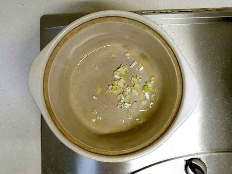 平菇豆腐煲步骤7