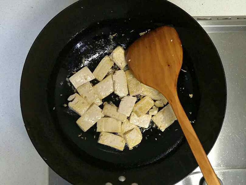 平菇豆腐煲步骤6
