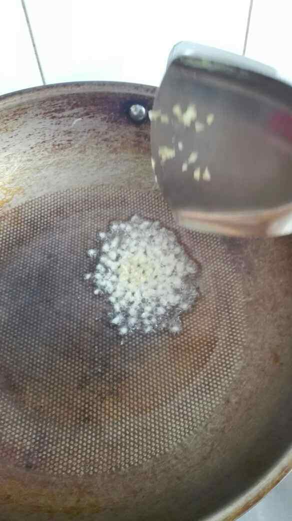 韭菜炒豆腐丝步骤5