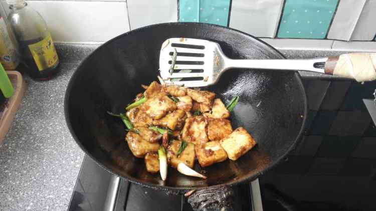 青蒜脆皮豆腐步骤8