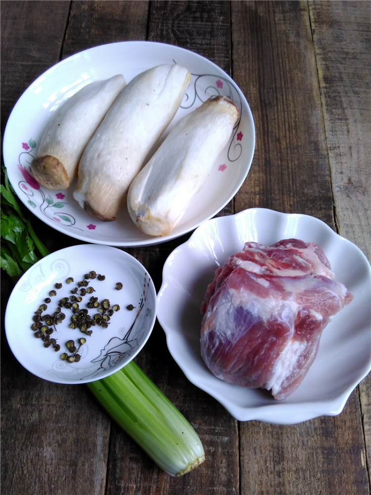杂蔬炒肉丝步骤1