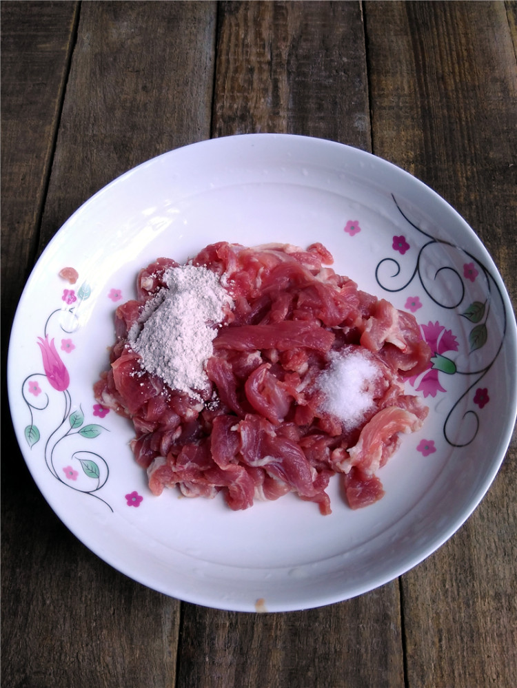 杂蔬炒肉丝步骤5