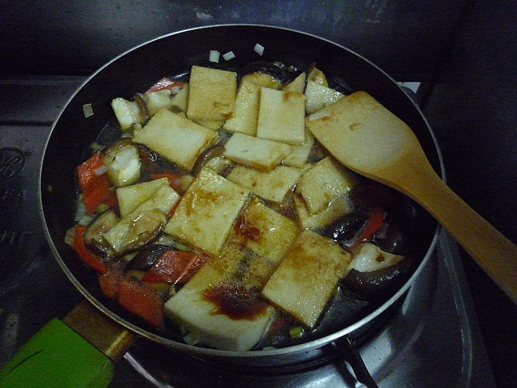 香菇烧千页豆腐步骤11