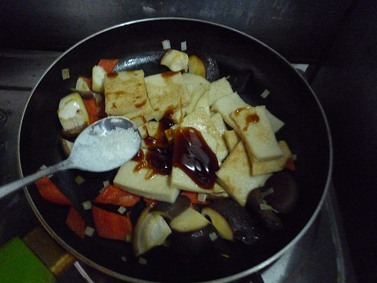 香菇烧千页豆腐步骤10