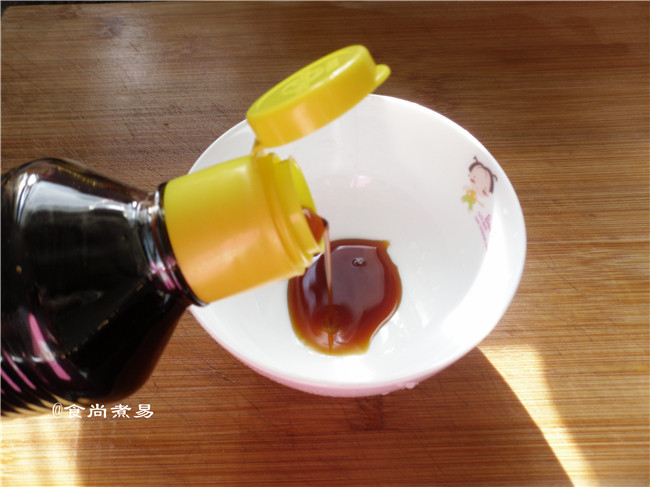 炝炒冬菇包菜丝步骤2