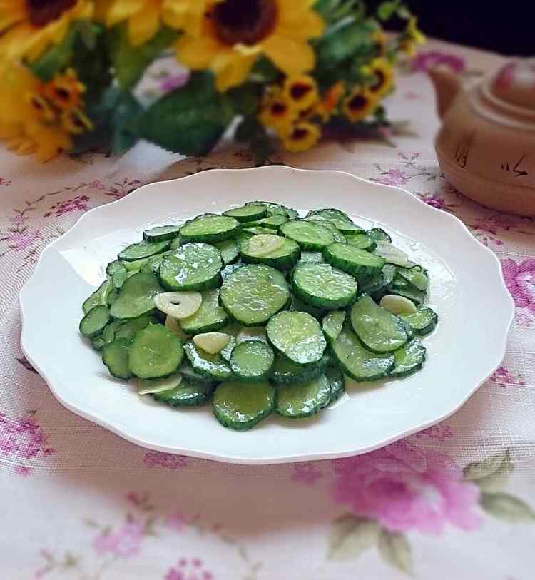 素炒黄瓜片步骤6