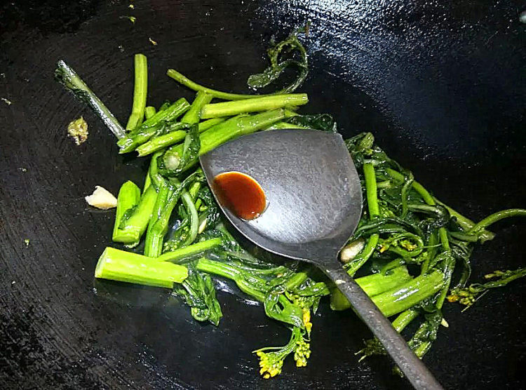 素炒小油菜步骤4