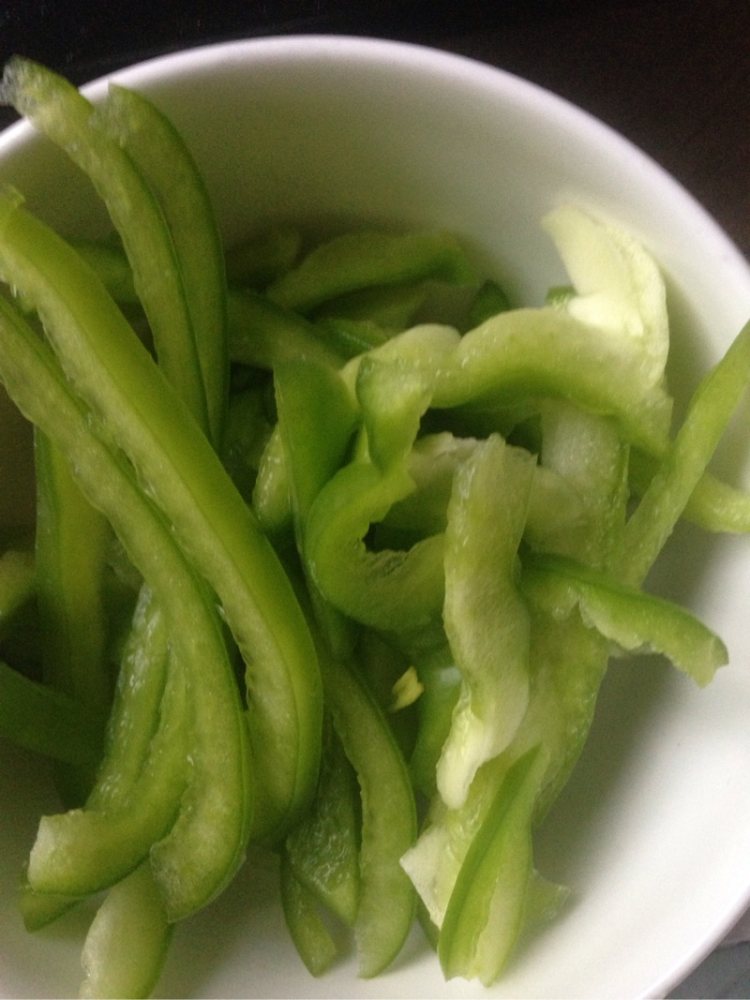 芹菜土豆丝步骤3