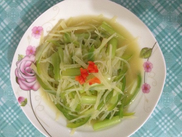 芹菜土豆丝步骤7