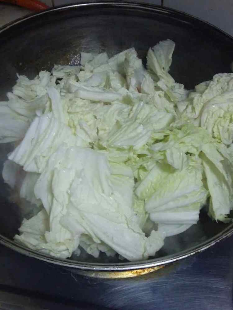 西红柿炒大白菜步骤7