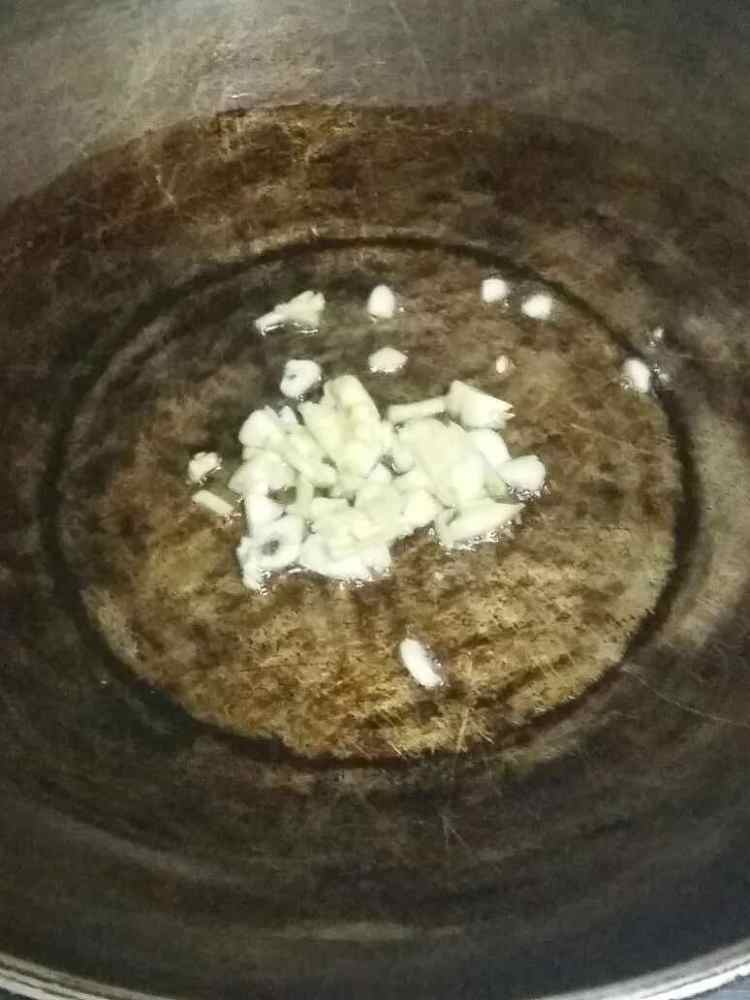 西红柿炒大白菜步骤3
