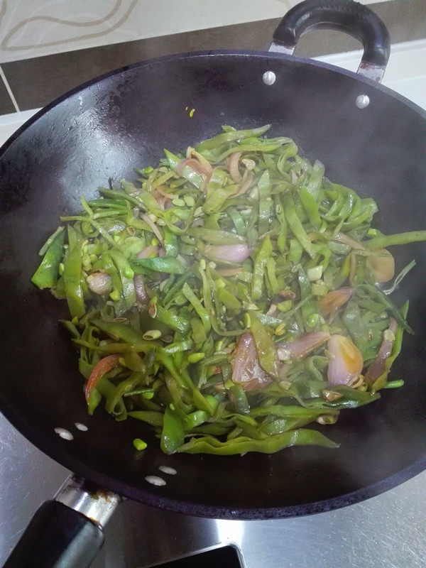 酱香扁豆丝步骤7